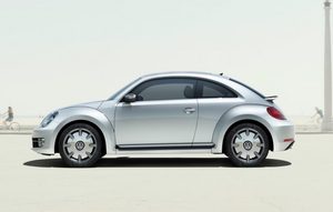 2014-volkswagen-ibeetle-side-view