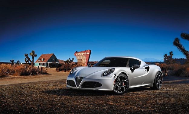 Alfa Romeo 4C official