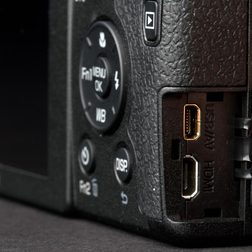 Pentax Ricoh GR usb macro