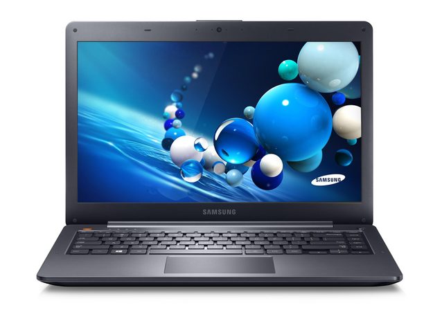 Samsung ATIV Book 5_front