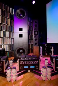 The Kipnis Studio Standard 7