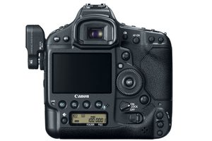 canon-eos-1dx-dongle