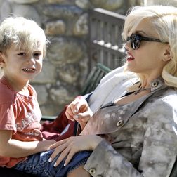 Gwen Stefani and son Kingston Rossdale spend the afternoon in Coldwater Canyon Park in Beverly Hills, Ca with their two sons Kingston and Zuma