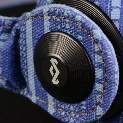 house of marley riddim on ear headphones em_jh053_sk 40mm dynamic drivers