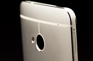 htc-one-side-macro
