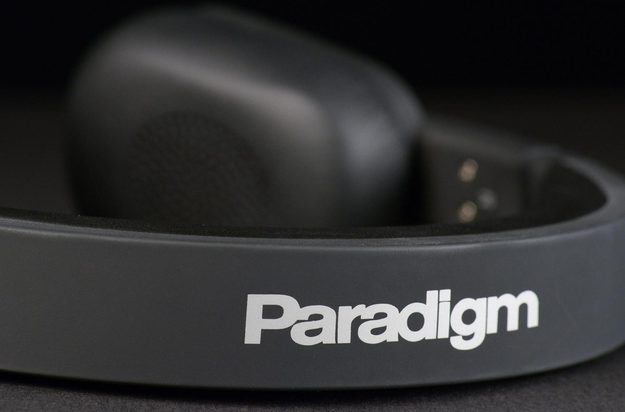 paradigm h15 on_ear headphones adjustable flexi_point sliding headband macro4