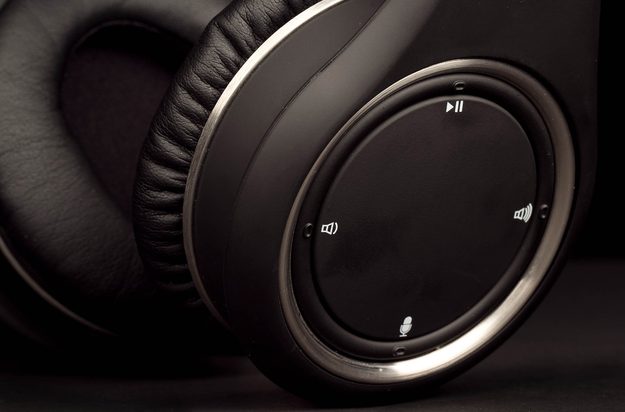 polk ultrafocus 8000 active noise canceling headphones driver on ear apple microphone audio control buttons