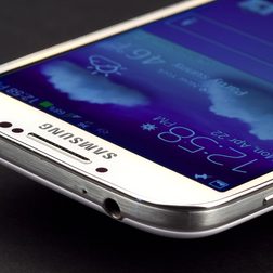 samsung galaxy s4 polycarbonate body macro