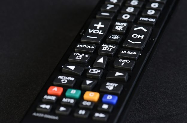 samsung un32eh4003 32 inch tv remote macro 3