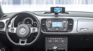 volkswagen-ibeetle-iPhone-dock-dashboard