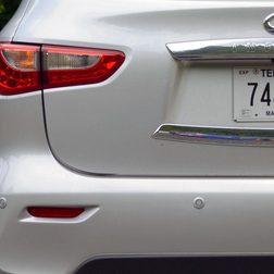 2013 Infinity JX35 exterior tail light macro