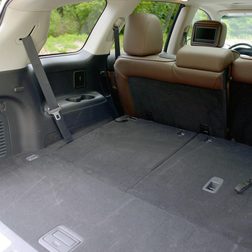 2013 Infinity JX35 interior rear cargo area seats down