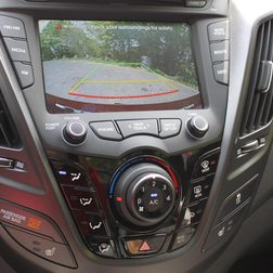 2013 hyundai veloster tech backup camera