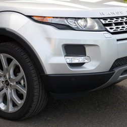 2013 range rover evoque exterior front left macro