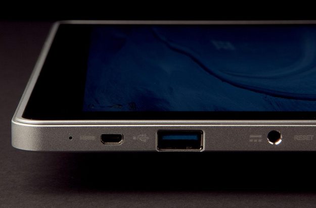 Acer Aspire P3 review left ports