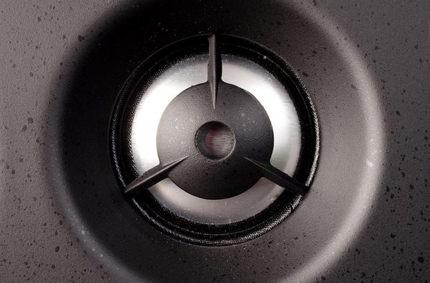 Definitive-Technology-SoloCinema-XTR-Review-speaker-closeup