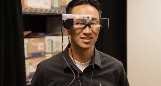 Epson Moverio BT100 smart glasses_google io 2013