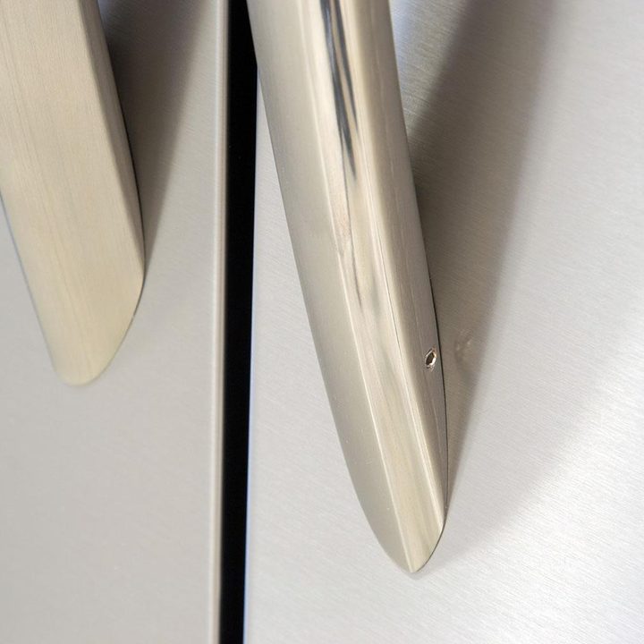 Frigidaire FGHF2366PF doorhandles lower
