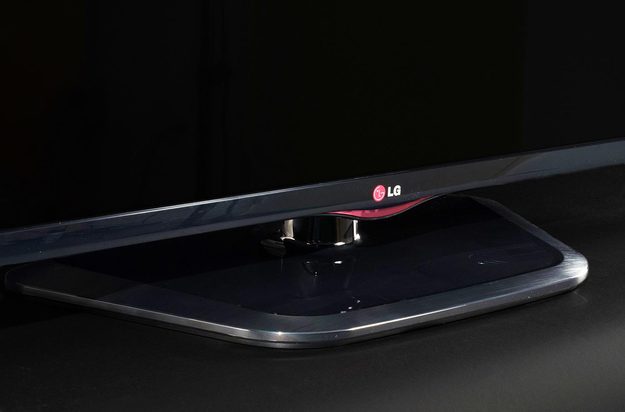 LG 42LN5300 42_inch Class 1080P LED TV stand macro