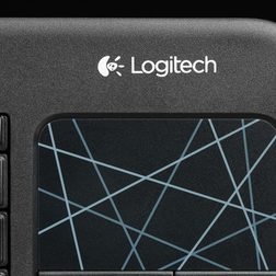 Logitech Wireless Touch Keyboard K400 touchpad buttons