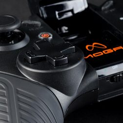 moga pro review dpad