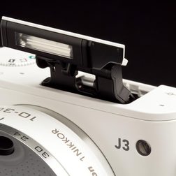 Nikon 1 J3 pop up flash macro