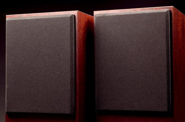 Omega-Speaker-Systems-Super-3T-Review-top-speakers