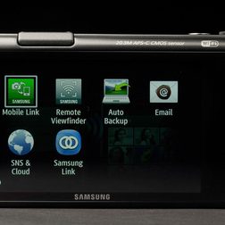 Samsung NX2000 Camera back screen