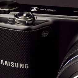 Samsung NX2000 Camera top buttons