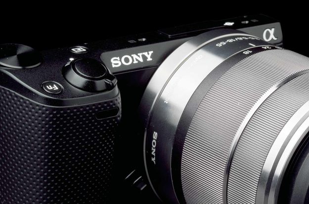 Sony NEX5R front right macro