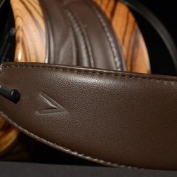 audeze lcd3 professional reference headphone leather covered headband macro2