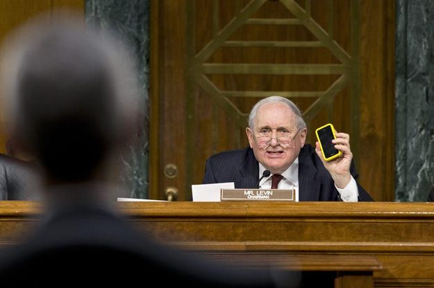 mr levin chairman iphone apple tim cook
