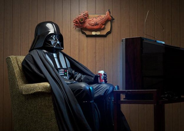 thinkgeek_ee06_admiral_ackbar_tv