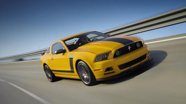 2013 Ford Mustang Boss 302 yellow