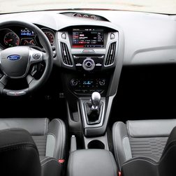 2013 Ford Focus ST cabin front