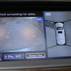 2013 Infiniti QX562013 backup cam