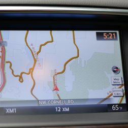 2013 Infiniti QX562013 interior navigation