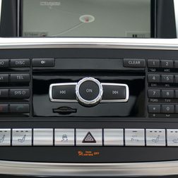 2013 Mercedes_Benz GL350 stereo