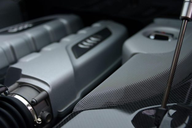 2014 Audi R8 V10 engine macro