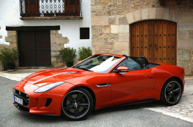 2014 Jaguar F Type left side