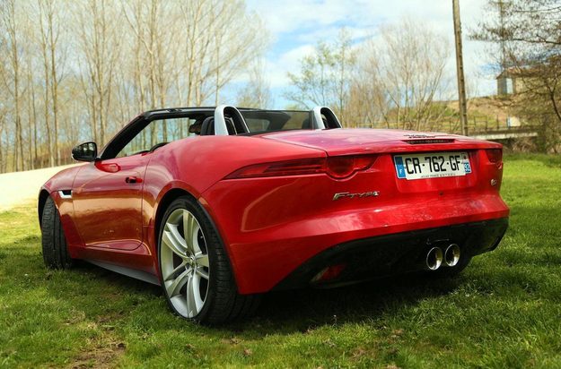2014 Jaguar F Type rear