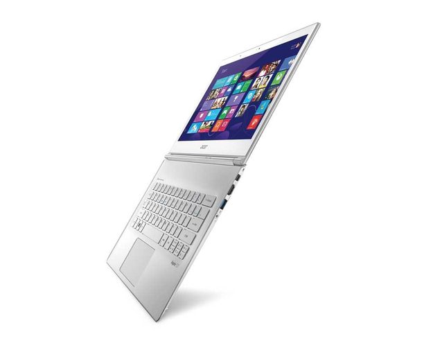 Acer-Aspire-S7-392_open-flat_dt