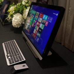 toshiba unveils qosmio gaming laptop and px35t aio side