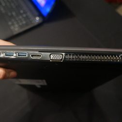 toshiba updates satellite series with haswell processors and touch l right