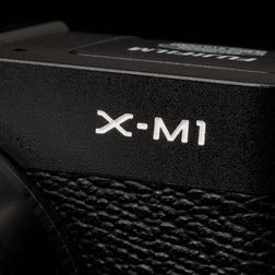 fujifilm x m1 review logo