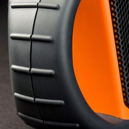 GraceDigital ECOXBT Bluetooth speaker edge