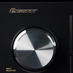 Pioneer VSX 70 AV receiver review logo volume