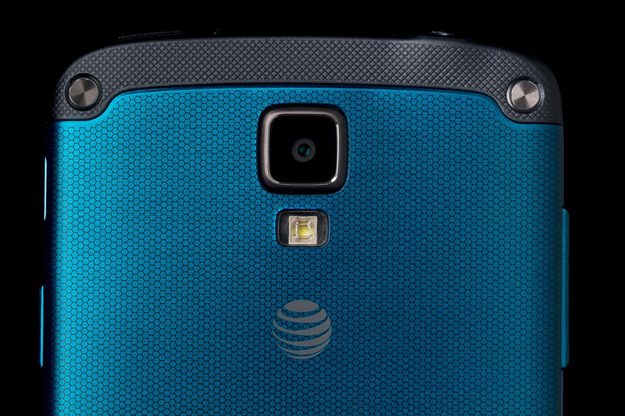 Samsung Galaxy S4 Active review back camera