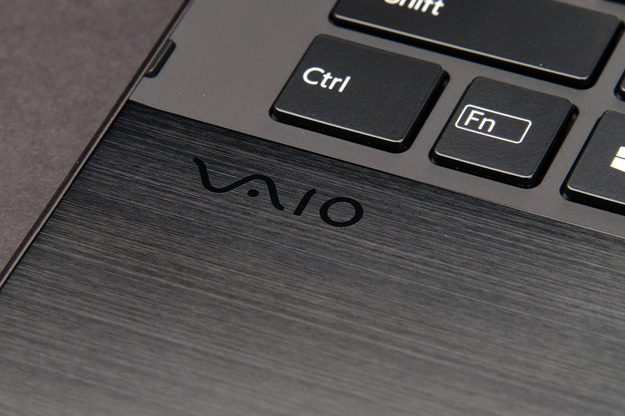 Sony Vaio Pro 13 VAIO logo