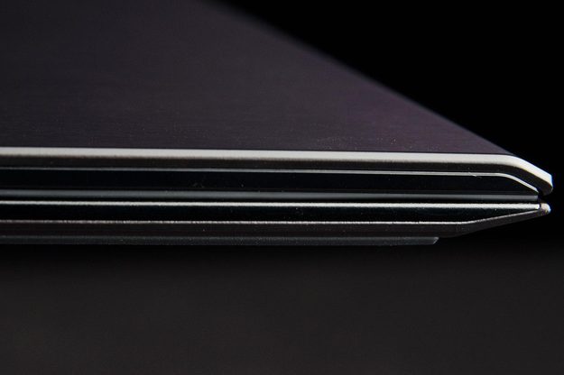 Sony Vaio Pro 13 side corner
